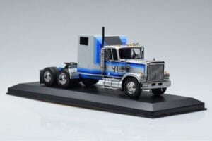 GMC General Hõbedane IXO 1:43 TR079 Metall - pilt 4/6