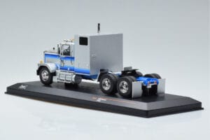 GMC General Hõbedane IXO 1:43 TR079 Metall - pilt 5/6