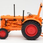 Hanomag R28 Põllumajanduse Traktor Minichamps 1:18 - image 3 of 6