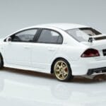 Honda Civic FD2 Type R Mugen Valge Otto 1:18 OT941 Vaik - image 5 of 6