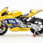 Honda RC211V Pramac Pons #3 M. Biaggi MotoGP 2003 Minichamps 1:12
