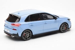 Hyundai i30 N Helesinine Otto 1:18 OT425 Vaik - pilt 2/6
