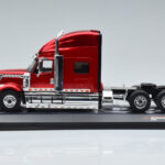 International Lonestar Punane IXO 1:43 TR103 - image 3 of 6