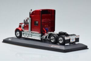 International Lonestar Punane IXO 1:43 TR103 Metall - pilt 5/6