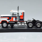 International Transtar 4300 Valge IXO 1:43 - image 3 of 6