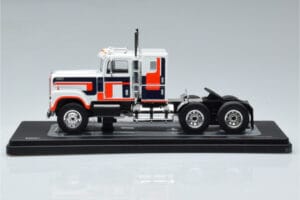 International Transtar 4300 Valge IXO 1:43 TR153 Metall - pilt 3/6
