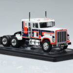 International Transtar 4300 Valge IXO 1:43 - image 4 of 6