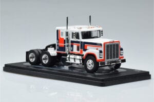 International Transtar 4300 Valge IXO 1:43 TR153 Metall - pilt 4/6