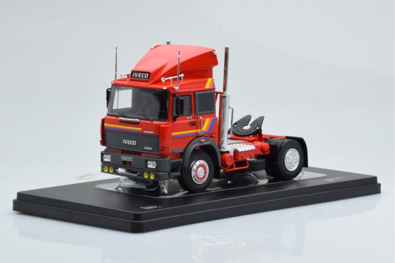 Iveco Turbo Star 190-42 Punane IXO 1:43