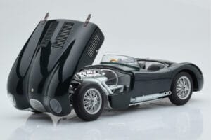 Jaguar C-Type Roheline AUTOart 1:18 73500 Metall - pilt 2/8