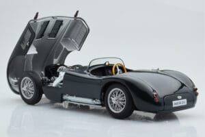 Jaguar C-Type Roheline AUTOart 1:18 73500 Metall - pilt 3/8