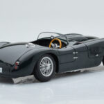 Jaguar C-Type Roheline AUTOart 1:18 - image 4 of 8