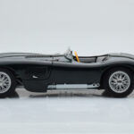 Jaguar C-Type Roheline AUTOart 1:18 - image 5 of 8