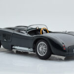 Jaguar C-Type Roheline AUTOart 1:18 - image 7 of 8