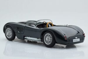 Jaguar C-Type Roheline AUTOart 1:18 73500 Metall - pilt 7/8