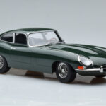 Jaguar E-Type Series 1 British Racing Roheline KK-Scale 1:18 - image 4 of 6