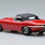 Jaguar E-Type Series 1 Roadster Punane KK-Scale 1:18 - image 5 of 6
