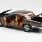 Jaguar XJ6 Series 1 4.2 Sable Pruun Paragon 1:18 - image 5 of 8