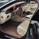 Jaguar XJ6 X350 Ebony Must Almost Real 1:18 - image 7 of 11