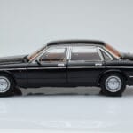 Jaguar XJ6 XJ40 Ebony Must Almost Real 1:18 - image 4 of 11