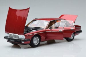 Jaguar XJ6 XJ40 Flamenco Punane Almost Real 1:18 810541 Metall - pilt 2/11