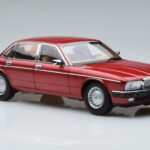 Jaguar XJ6 XJ40 Flamenco Punane Almost Real 1:18 - image 6 of 11