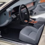 Jaguar XJ6 XJ40 Glacier Valge Almost Real 1:18 - image 8 of 11