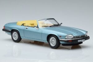 Jaguar XJS V12 Kabriolett Helesinine Metallik Norev 1:18 182635 Metall - pilt 4/6