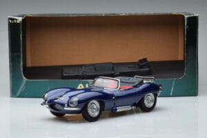 Jaguar XKSS Sinine AUTOart 1:18 73510 Metall - pilt 9/9