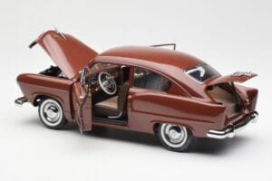 Kaiser Henry J Caribbean Coral Metallic Sun Star 1:18 5101 Metall - pilt 5/8
