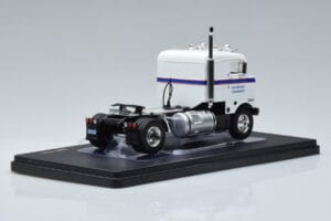 Kenworth Bullnose Ross Mackie Transport Valge IXO 1:43 TR063 Metall - pilt 2/6