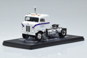 Kenworth Bullnose Ross Mackie Transport Valge IXO 1:43 TR063