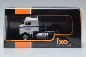 Kenworth Bullnose Ross Mackie Transport Valge IXO 1:43 TR063 Metall - pilt 6/6