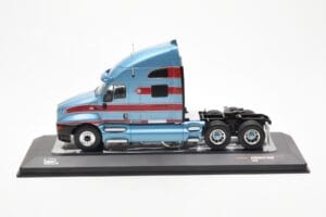 Kenworth T2000 Helesinine Punane IXO 1:43