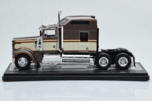 Kenworth W900 Pruun IXO 1:43 TR145 Metall - pilt 2/4