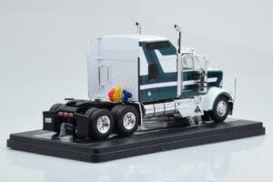 Kenworth W900 Roheline Valge IXO 1:43 TR164 Metall - pilt 2/6