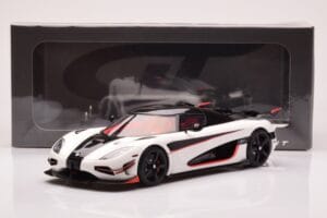 Koenigsegg Agera RS Arctic Valge GT Spirit 1:18 GT877 Vaik - pilt 6/6