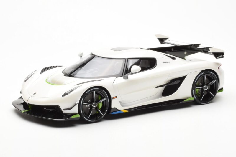 Koenigsegg Jesko Attack Valge GT Spirit 1:18