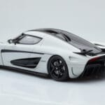 Koenigsegg Regera Hall Asia Exclusive GT Spirit 1:18 - image 4 of 5
