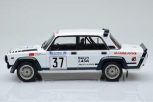 Lada 2105 VFTS #37 H. Ohu Rally Acropolis 1983 IXO 1:18 18RMC145 Metall - pilt 3/6
