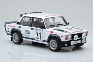 Lada 2105 VFTS #37 H. Ohu Rally Acropolis 1983 IXO 1:18 18RMC145 Metall - pilt 4/6