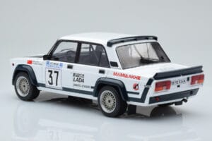 Lada 2105 VFTS #37 H. Ohu Rally Acropolis 1983 IXO 1:18 18RMC145 Metall - pilt 5/6