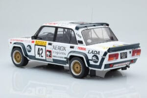 Lada 2105 VFTS #42 S. Brundza Rally 1000 Lakes 1984 IXO 1:18 18RMC146 Metall - pilt 5/6