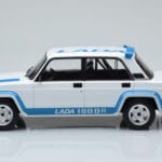 Lada 2105 VFTS Valge IXO 1:18 - image 3 of 6