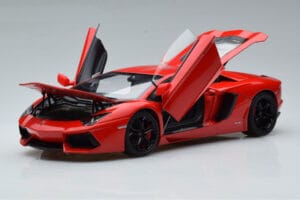 Lamborghini Aventador LP700-4 Andromeda Punane AUTOart 1:18 74669 Metall - pilt 2/10