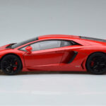 Lamborghini Aventador LP700-4 Andromeda Punane AUTOart 1:18 - image 5 of 10