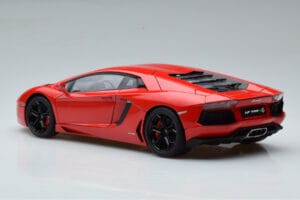 Lamborghini Aventador LP700-4 Andromeda Punane AUTOart 1:18 74669 Metall - pilt 7/10