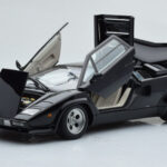 Lamborghini Countach LP5000S Must AUTOart 1:18 - image 2 of 10