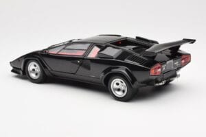 Lamborghini Countach LP 5000 Quattrovalvole Must Kyosho 1:18 08320BK Metall - pilt 7/8