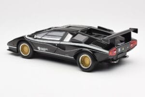 Lamborghini Countach LP 500R Must Kyosho 1:18 08320C Metall - pilt 7/8